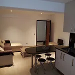 达罗沙公寓